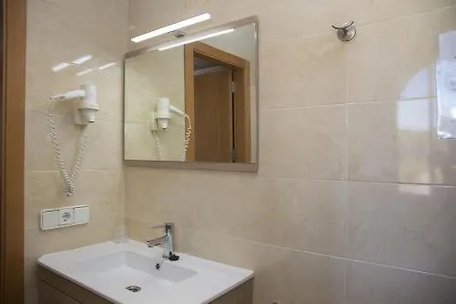 Apartamentos Los Arcos Santa Eularia des Riu